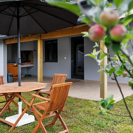 Mountain By Lavibes بيت للعطل