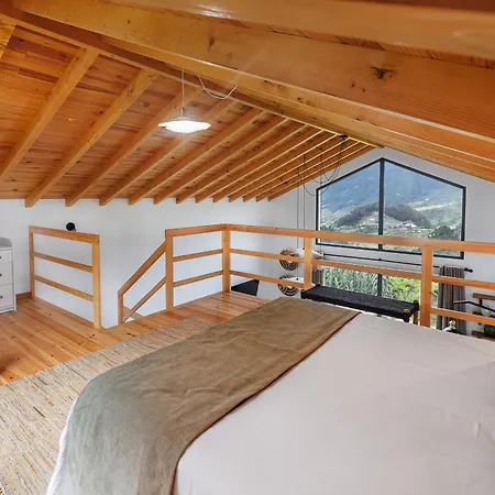 Semesterbostad Mountain By Lavibes São Vicente